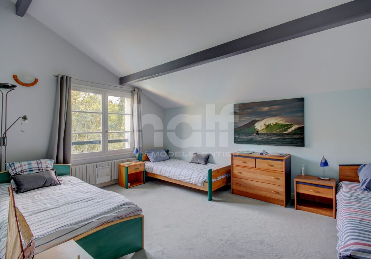 Arcangues, proche Golf, maison avec parc et piscine