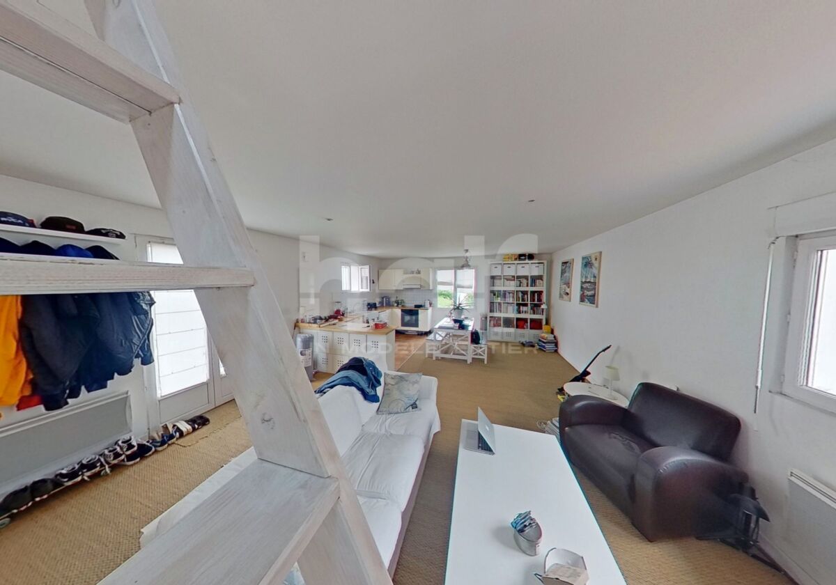 Capbreton coeur de ville, grand duplex T5, combles et double garage.