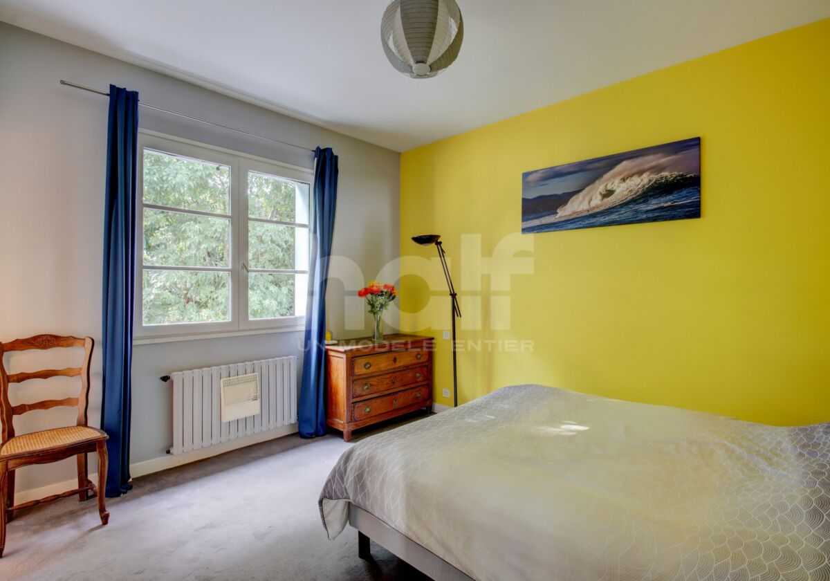 Arcangues, proche Golf, maison avec parc et piscine